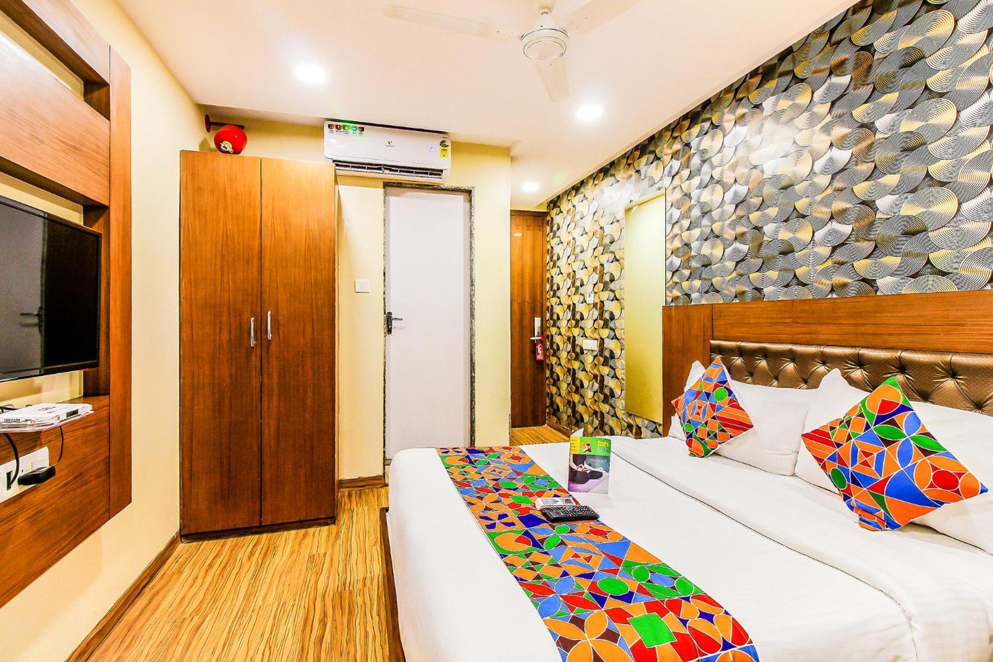 FabHotel Arton Suites Mumbai Exterior foto