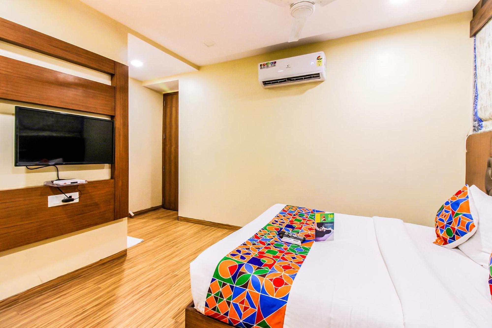 FabHotel Arton Suites Mumbai Exterior foto