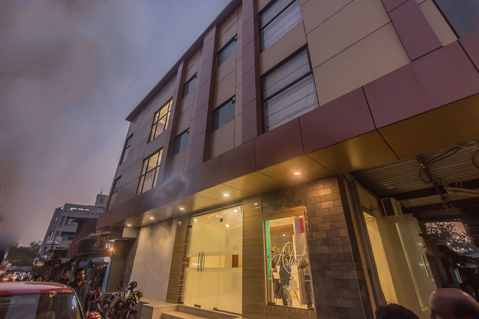 FabHotel Arton Suites Mumbai Exterior foto