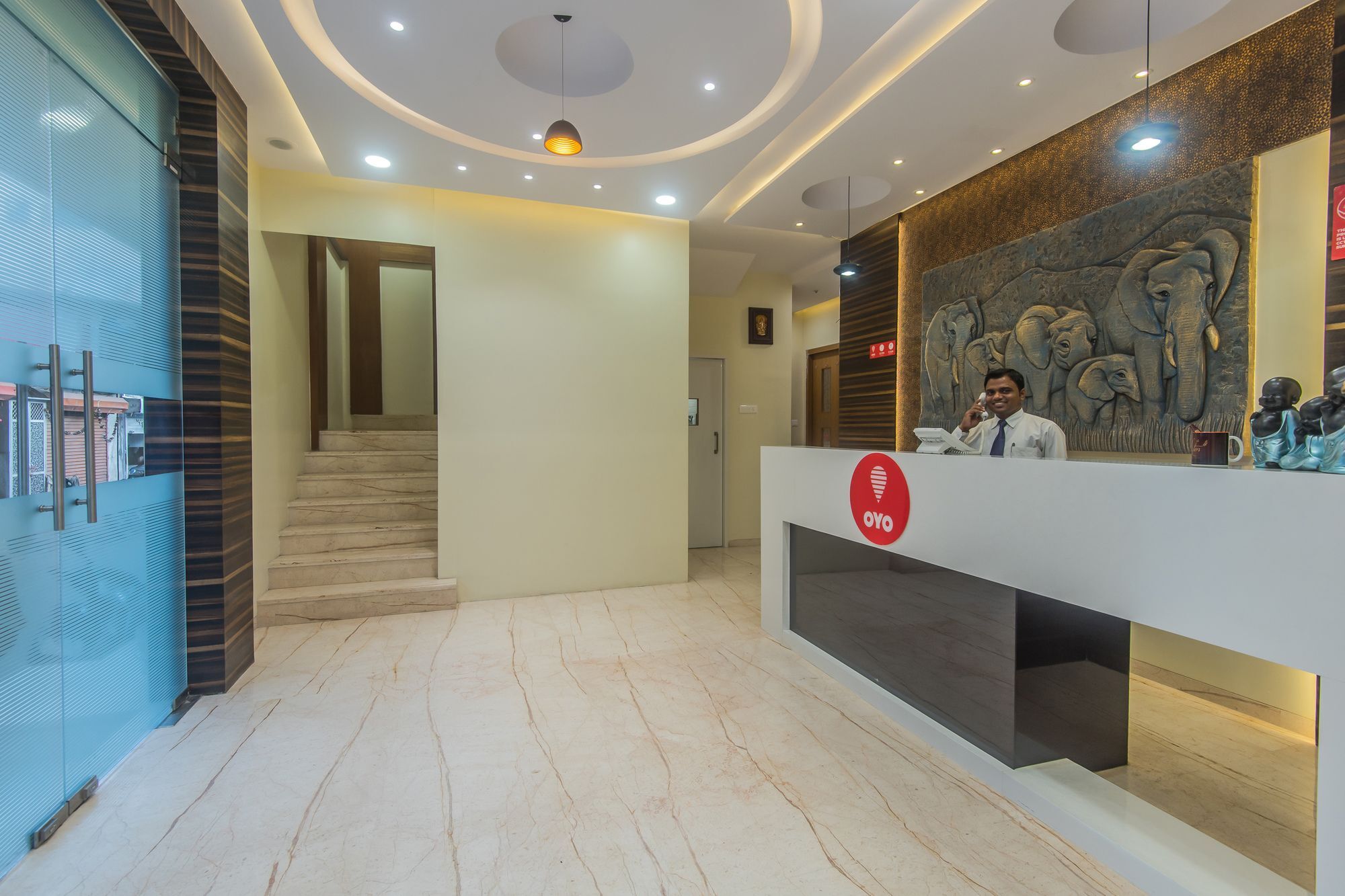 FabHotel Arton Suites Mumbai Exterior foto